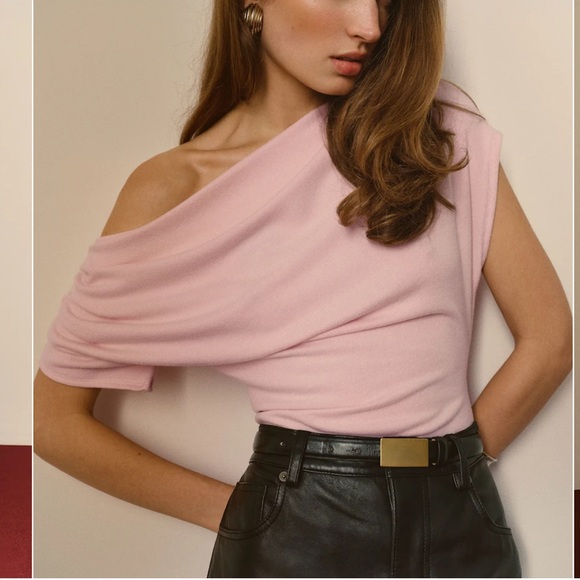 Reformation Iris Knit Top in Cherry Blossom - Picture 4 of 4